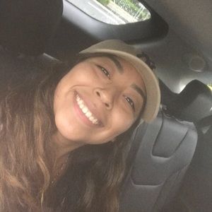 Meet your Posher, Lizbeth